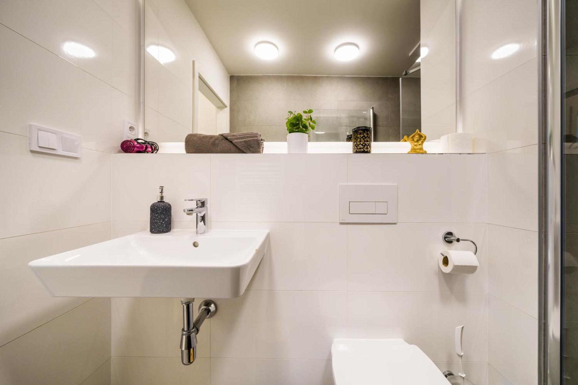 Street Apartments Brno Center Екстер'єр фото